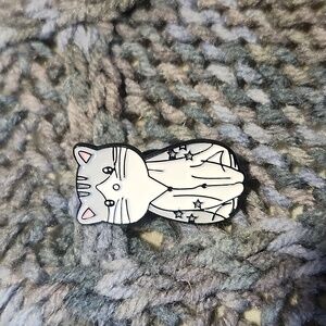 Enamel pin: Folklore